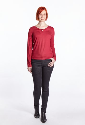 Bild von Tall Langarm Shirt mit Ausschnittdetail, rot