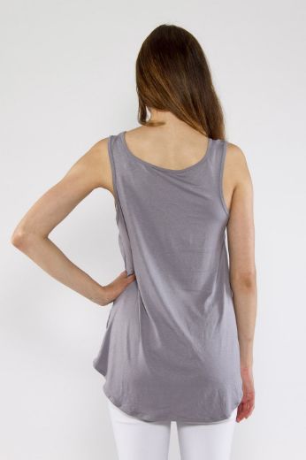 Bild von Top hinten lang im Materialmix, grau
