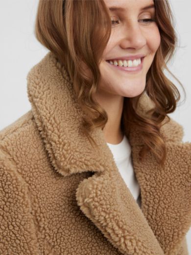Picture of Vero Moda Tall Donna Teddy Coat