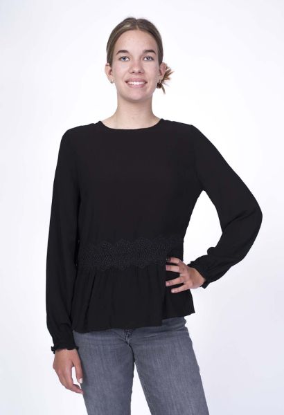 Agrandir l'image de Tunic avec dentelle, black Image de Tunic avec dentelle, black