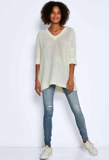 Image de NM Vero Moda Tall Vera Pull en maille à col en V et manches 3/4