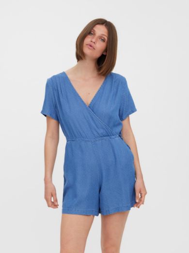 Image de Vero Moda Tall Liliana Combishort Tencel Denim, denim bleu moyen à pois