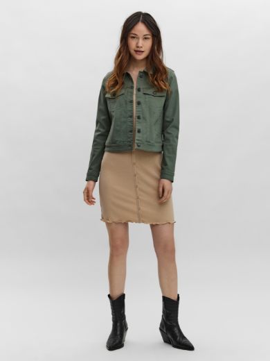 Image de Vero Moda Tall Hotsoya Jeans Veste Couleur Denim