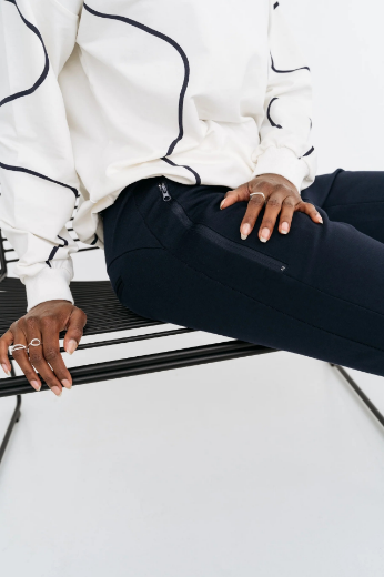 Image de Tall Femmes Sweat-Shirt Extra Long, blanc cassé navy