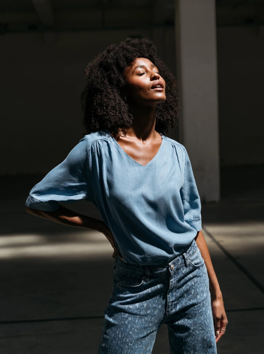 Bild von Tall Damen Halbarm Bluse V-Ausschnitt Tencel, blue