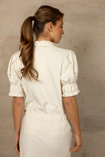 Bild von Tall Damen Kurzarm Bluse Stickerei, salt