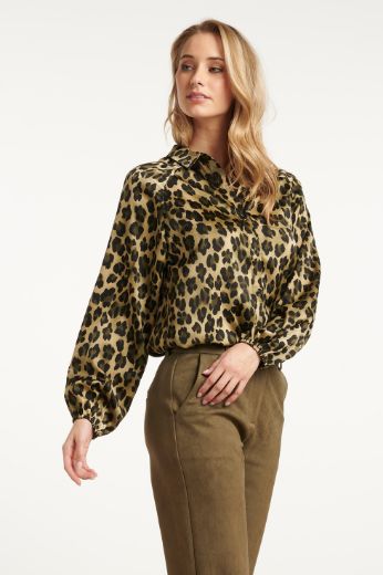 Picture of Tall Women Satin Blouse Leopard Print Puff Sleeves