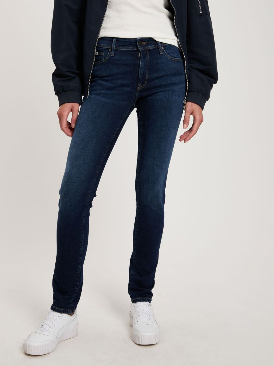 Image de Tall Femmes Jean Anya Slim Fit Longueur L34 et L36 Pouces, bleu foncé délavé