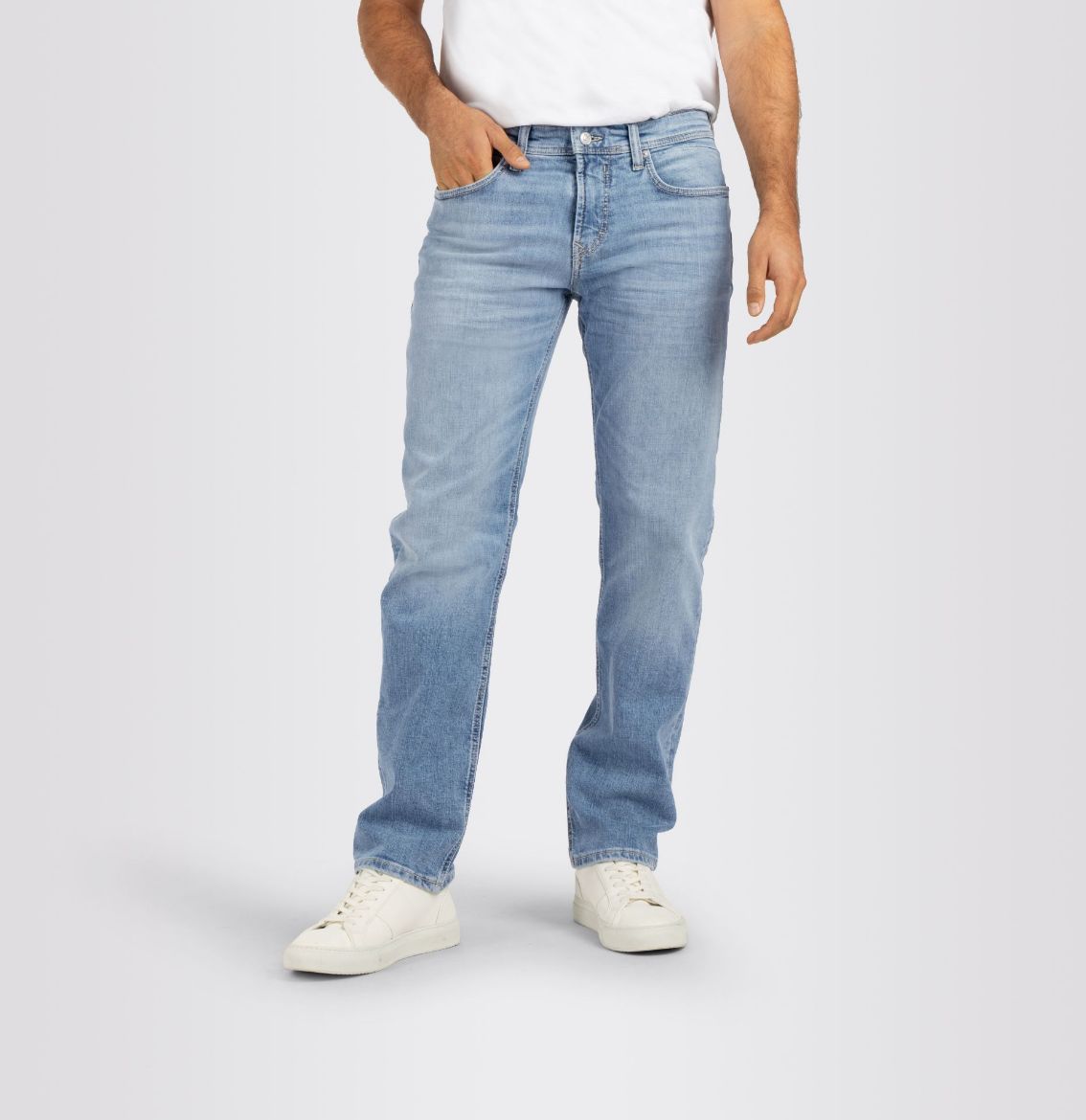Image de Tall Hommes Jeans Ben Straight Leg Loose Fit Longueur  L38 Pouces, bleu clair