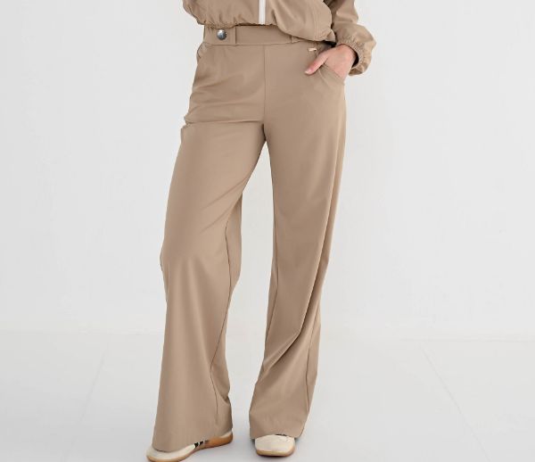 Pantacourt (corsaire) Femme Beige - Taille 40 - Occasion En Très Bon état (TBE)