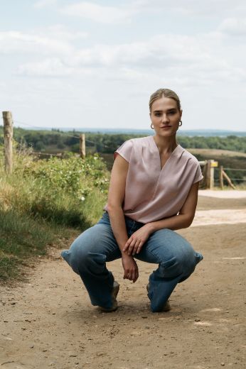 Image de Haut pour femmes tall Melice à col en V