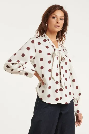 Bild von Tall Damen Schuppenbluse Dots